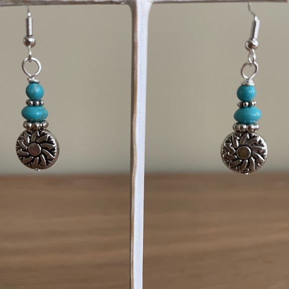 HAND CRAFTED Earrings Drop Silver Turquoise - Picture 6 of 12